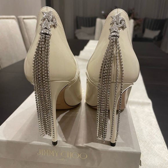 Very Elegant brand new Jimmy Choo Patent Leather Pumps Crafted with Crystals - Picture 10 of 16